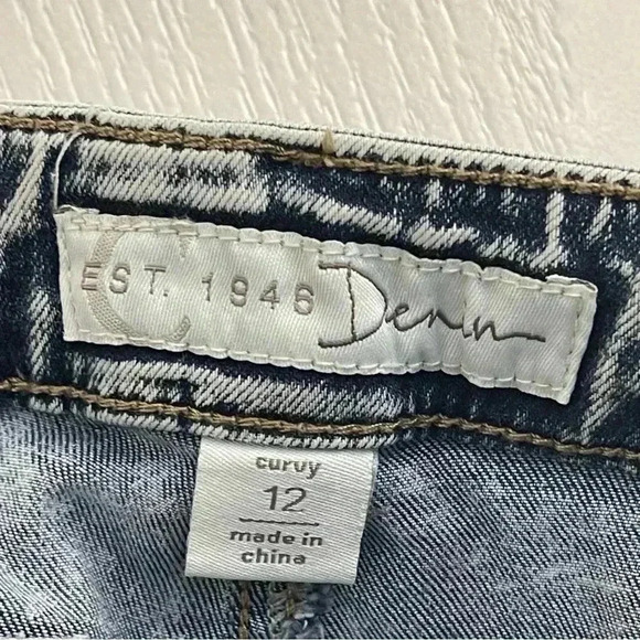 Acid Wash Denim Jeans with Bling/Rhinestone by Cato - Picture 8 of 12